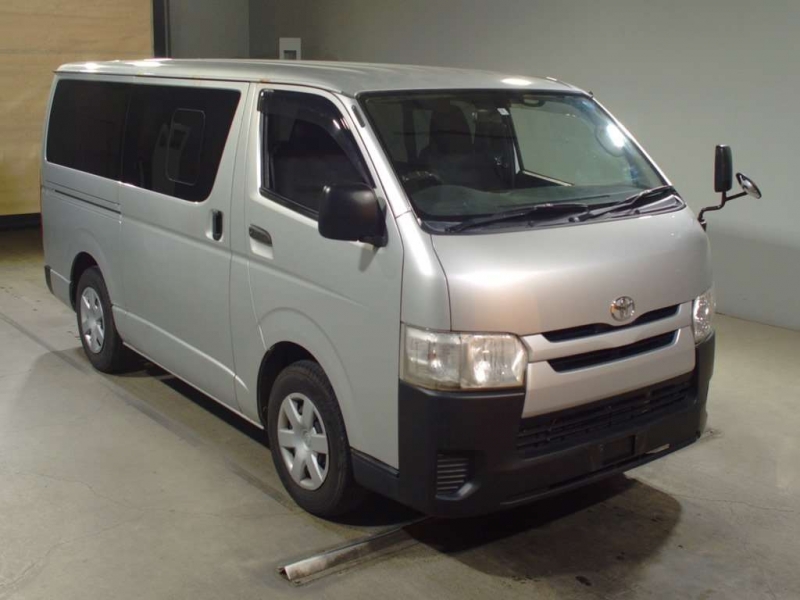 2014 hiace van for sale